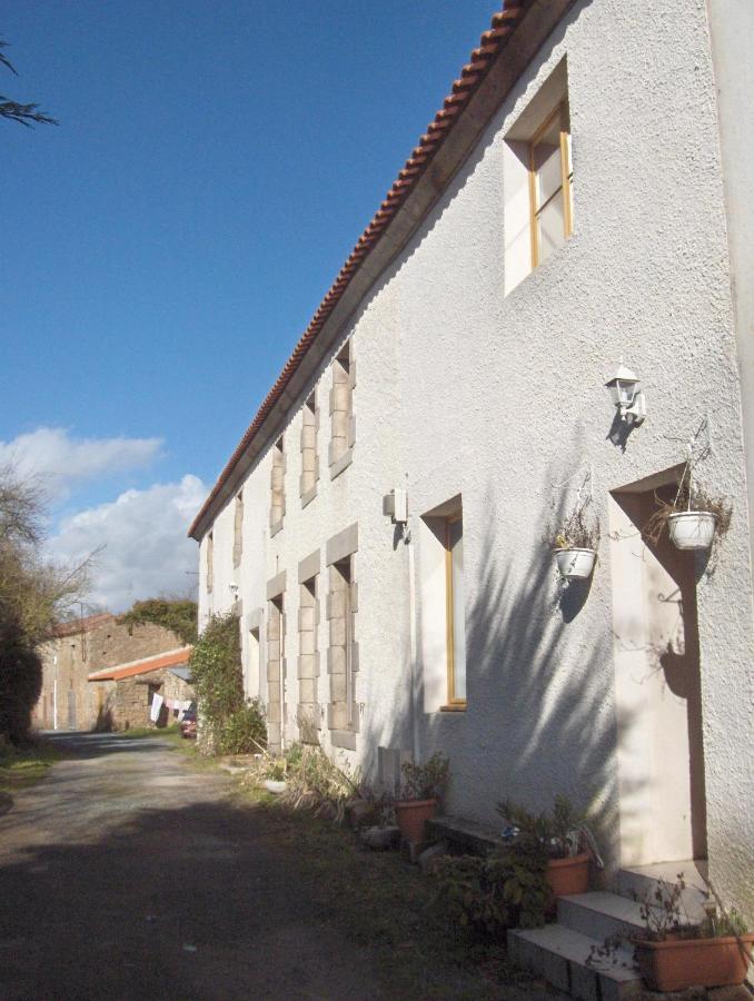 Chambres D'Hotes De La Templerie-Moulin Bazoges-en-Paillers Exterior photo