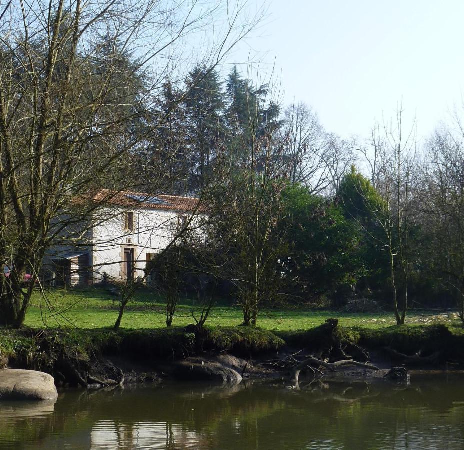 Chambres D'Hotes De La Templerie-Moulin Bazoges-en-Paillers Exterior photo