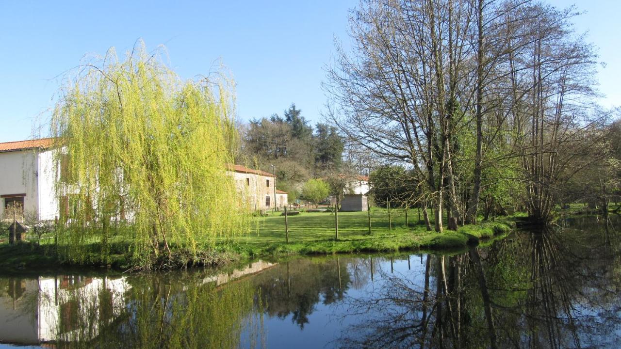 Chambres D'Hotes De La Templerie-Moulin Bazoges-en-Paillers Exterior photo